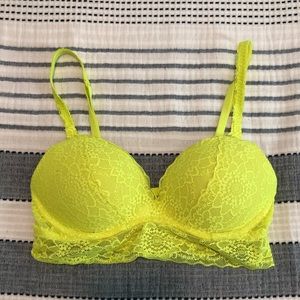 SOLD Victorias Secret Neon Bra 🍋
